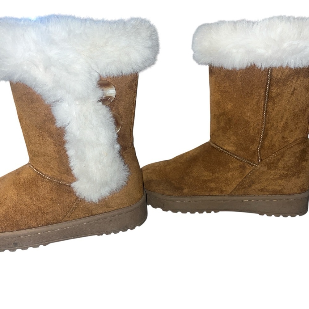 SO Tan and White Kids Boots